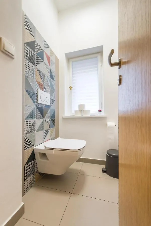 Wonderful Apartment Next To The Jerusalem Synagogue Prague